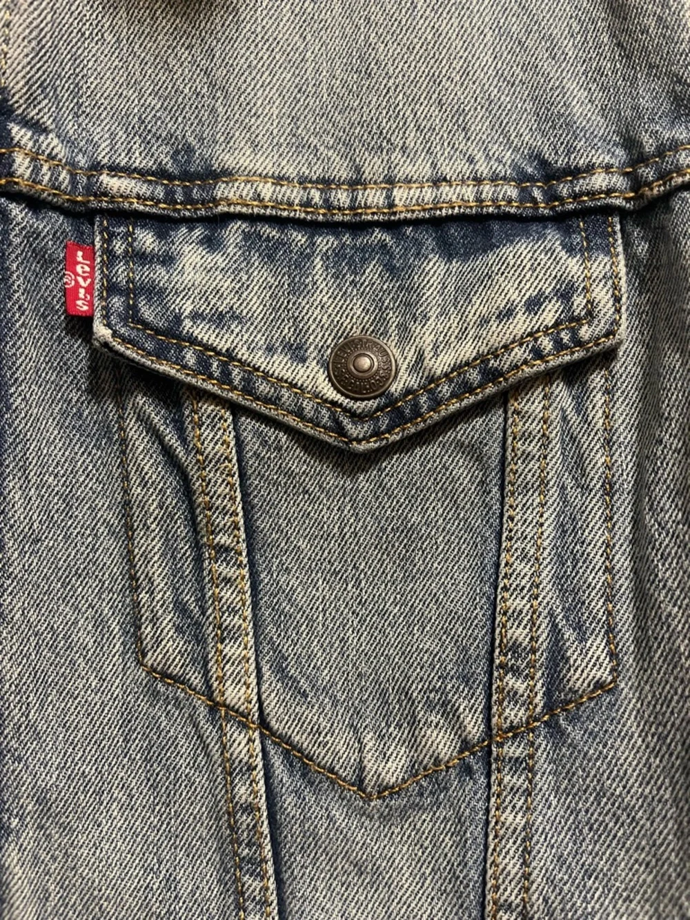 Levi's Light Blue Denim Sherpa Collar Jacket - Picture 5 of 7